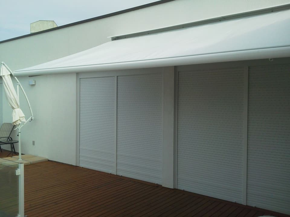 Toldo articulado sob medida — Toldelli, Porto Alegre (foto 3 de 9)